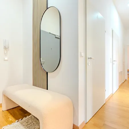 Apartmán Hakuna Cozy-living Center - Free Parking Štýrský Hradec
