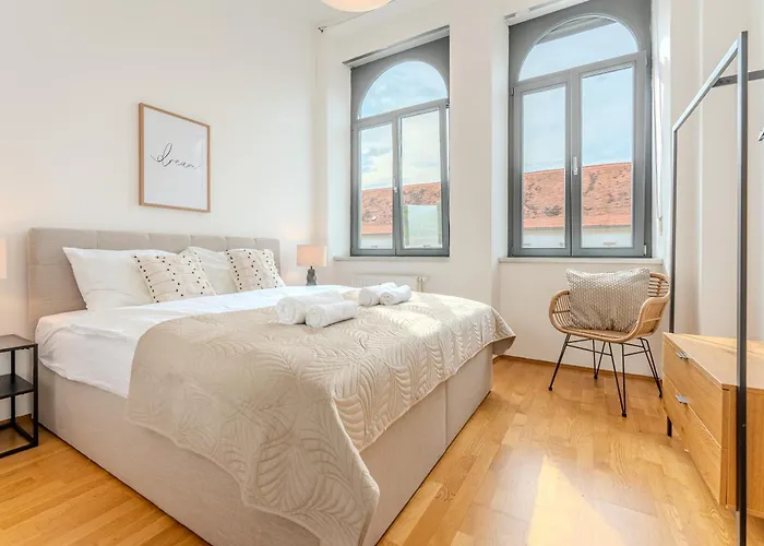 Hakuna Cozy-living Center - Free Parking *